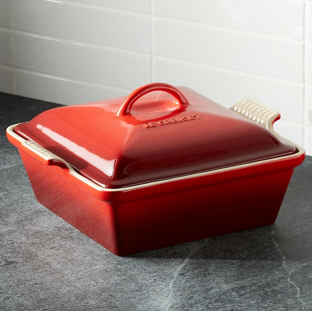 LE CREUSET 9" Square Covered Casserole in Red